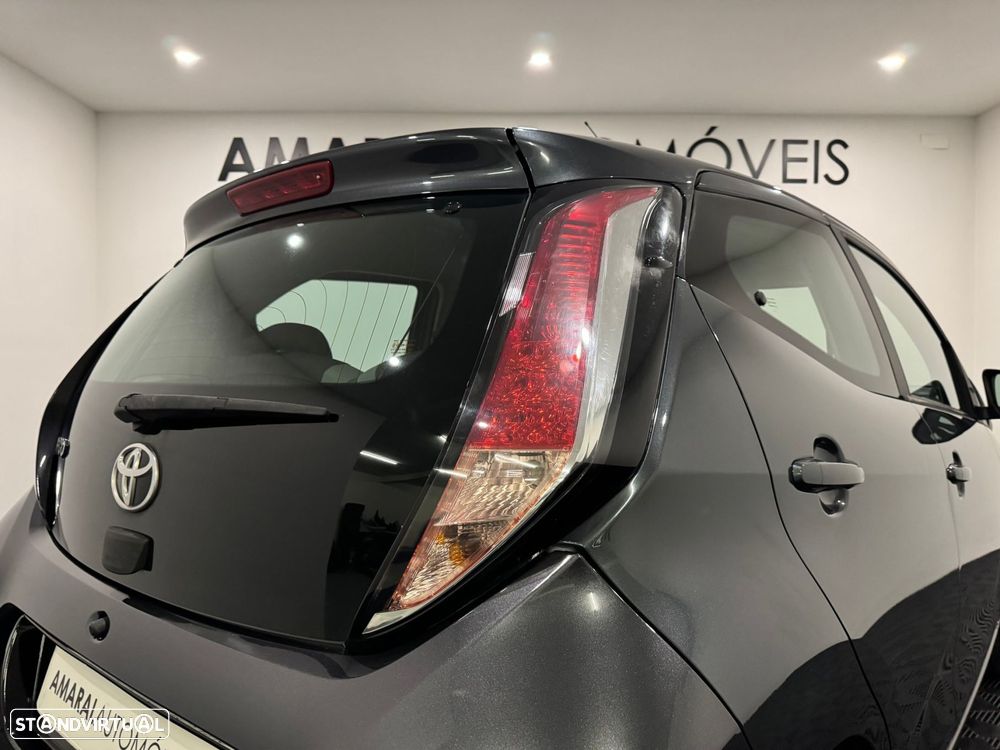 Toyota Aygo 1.0 X-Play+AC+X-Touch - 19