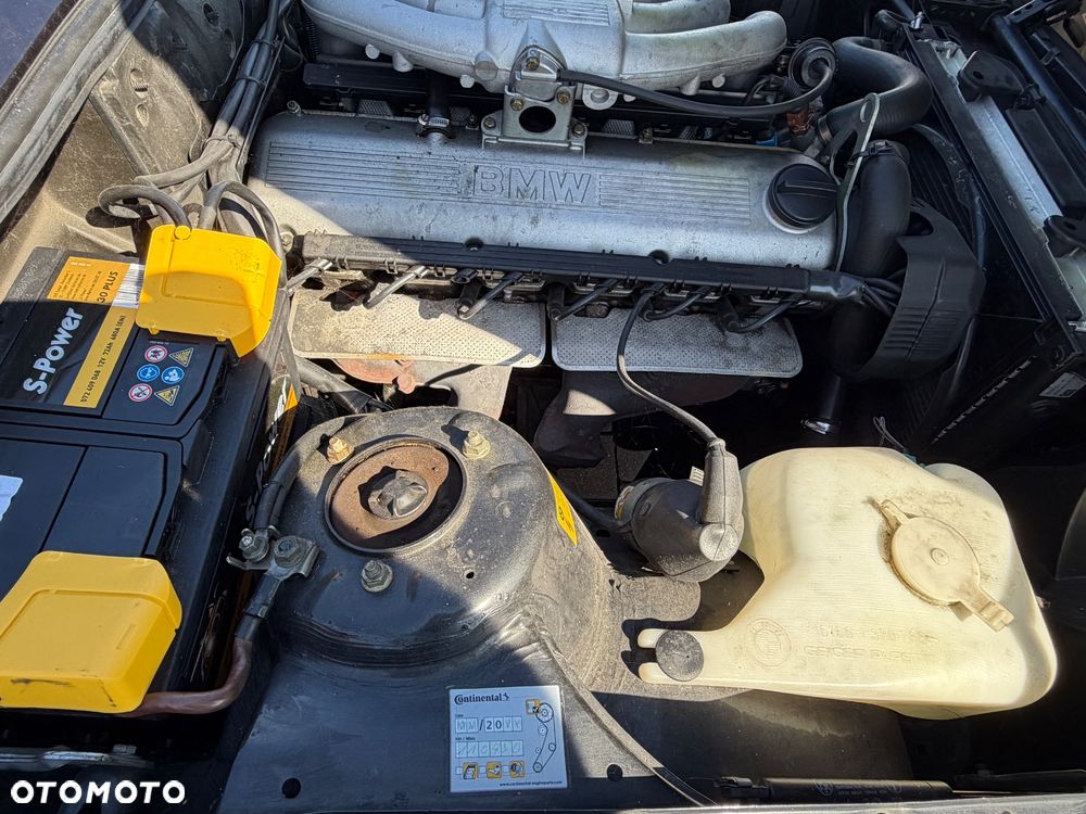 BMW Seria 3 - 33
