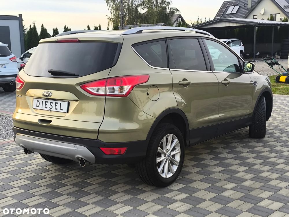 Ford Kuga 2.0 TDCi FWD Titanium - 4