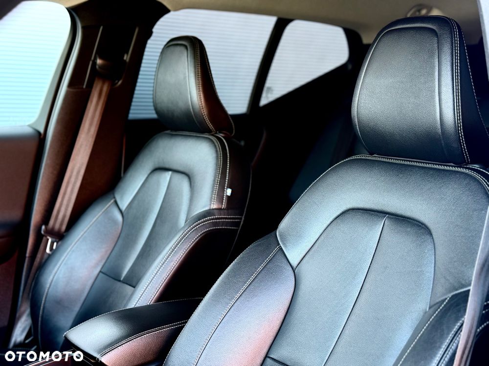 Volvo XC 40 D3 Momentum Pro - 27