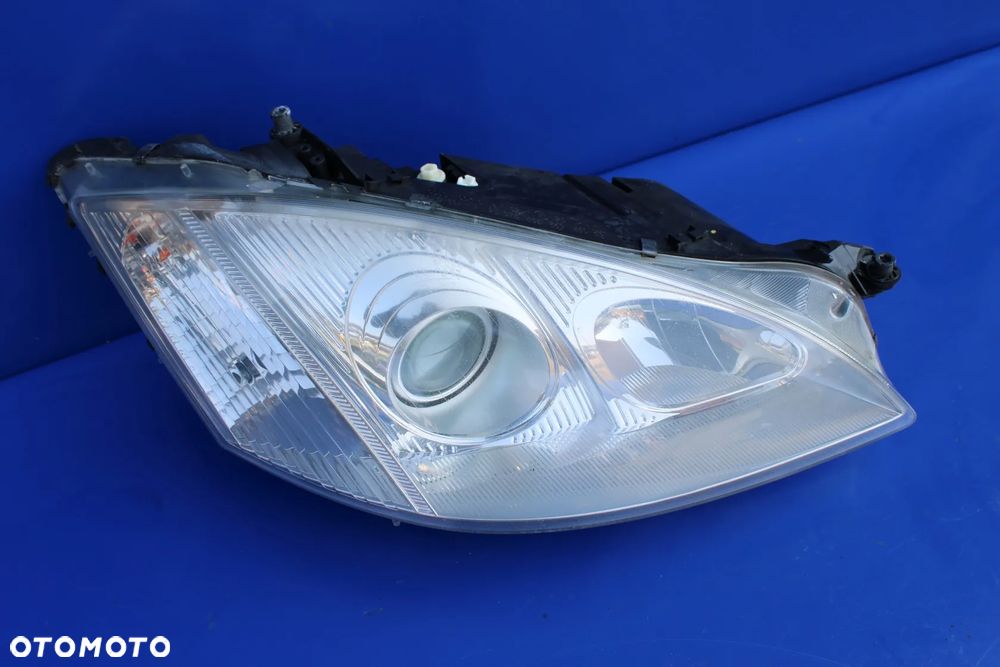 Reflektor prawy lampa prawa Anglik OE Mercedes W221 S-klasa - 4