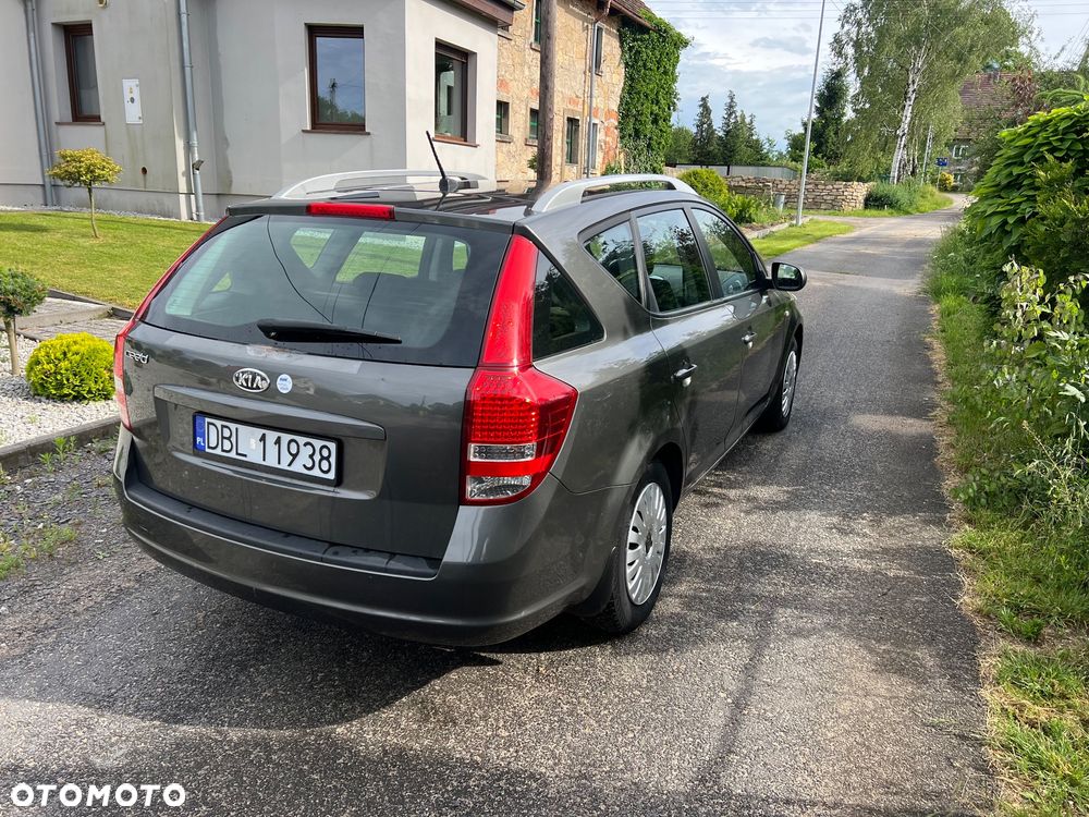 Kia Ceed 1.4 CVVT LX - 7