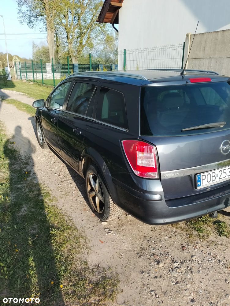 Opel Astra 1.7 CDTI 111 - 9