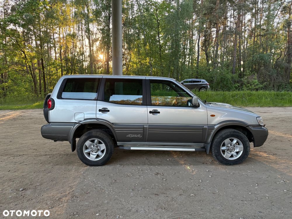 Nissan Terrano 2.7 TD S - 5