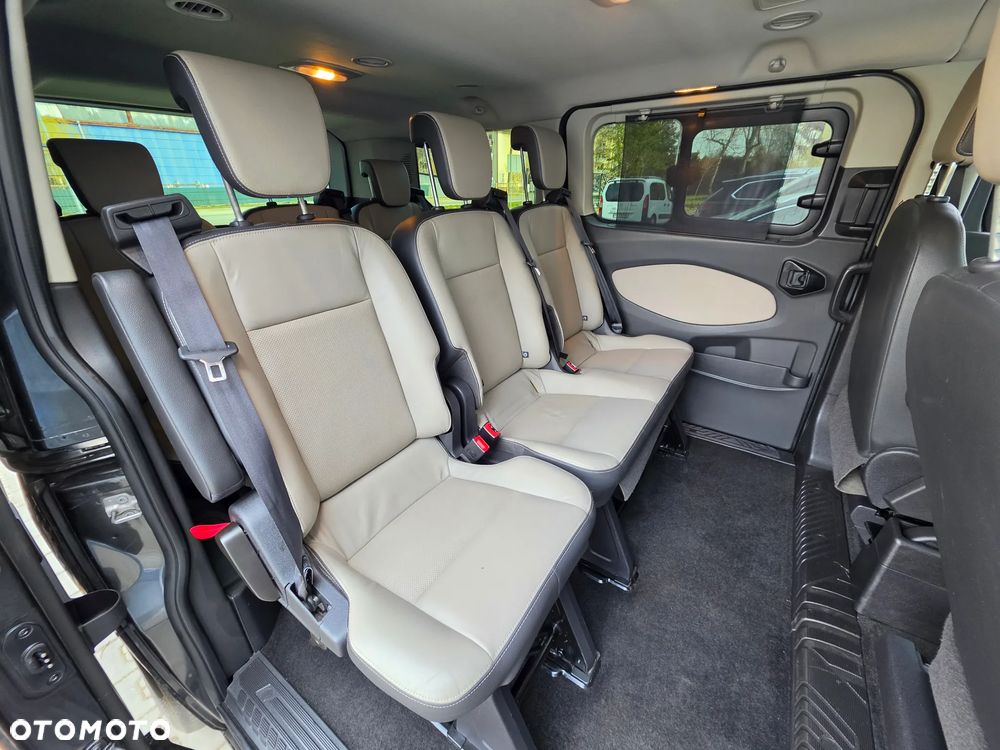 Ford Tourneo Custom 2.0 EcoBlue L1 Titanium SelectShift - 21