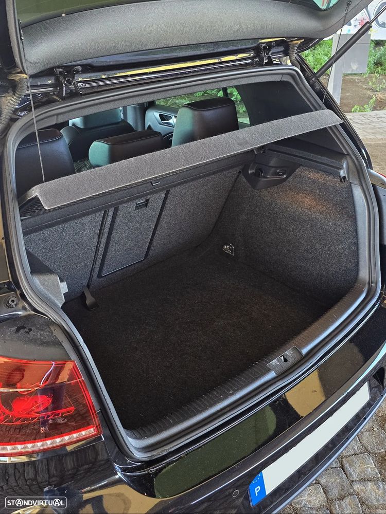 VW Golf 2.0 TSi GTI DSG - 9
