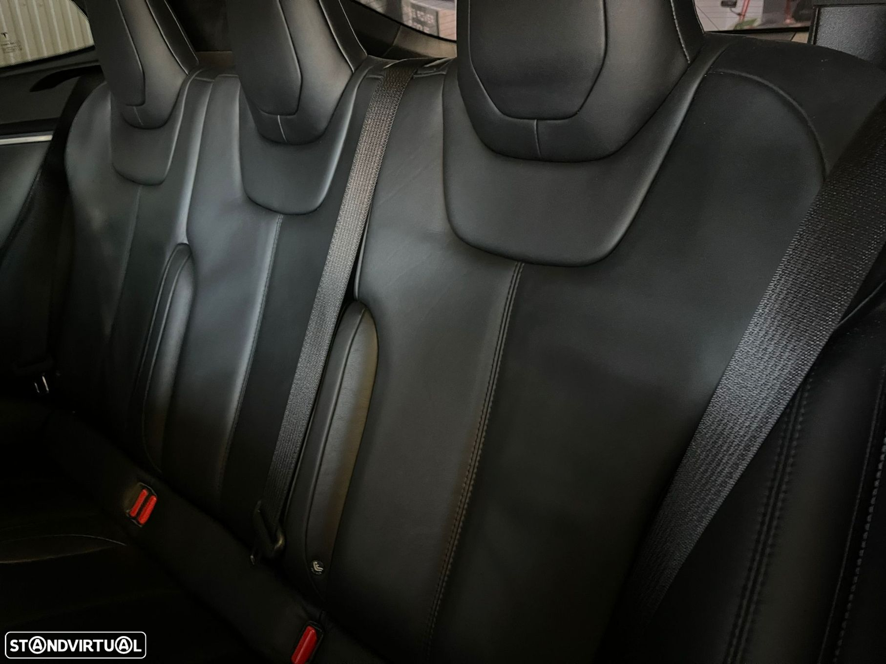 Tesla Model S 85D - 24
