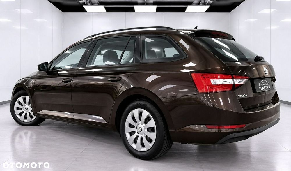 Skoda Superb - 35