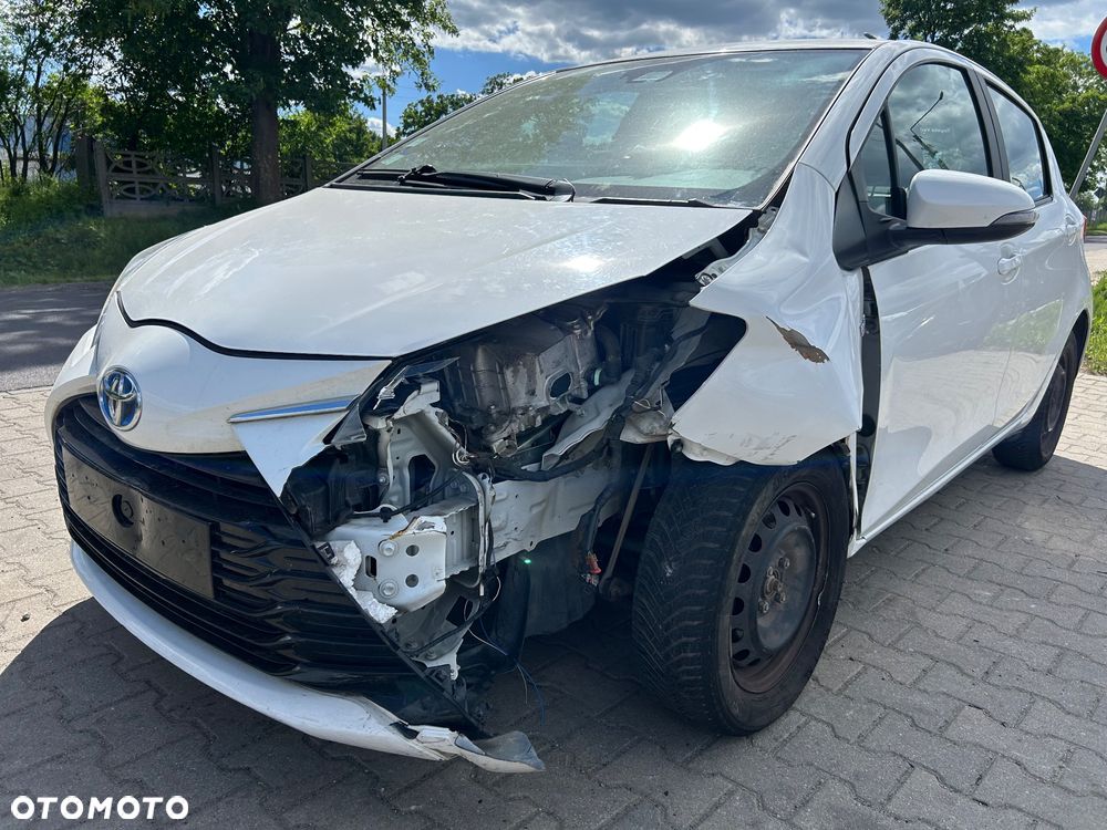 Toyota Yaris - 2