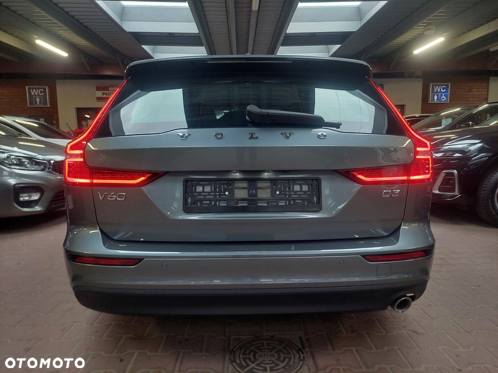 Volvo V60 D3 Momentum - 14