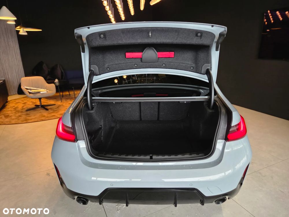 BMW Seria 3 - 24