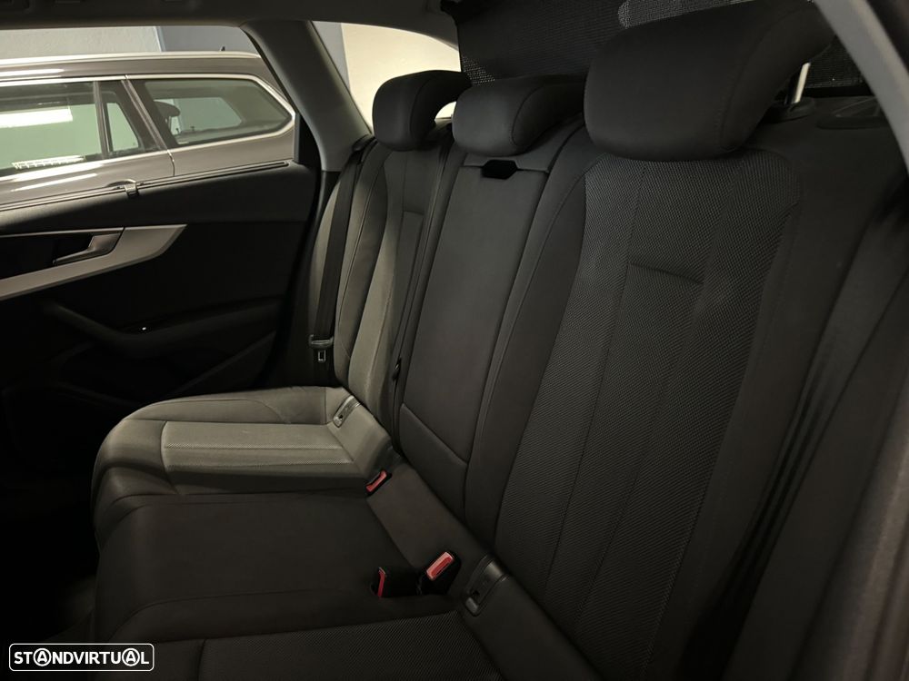 Audi A4 Avant 2.0 TDi Design S tronic - 16