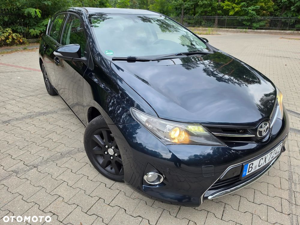 Toyota Auris 1.6 VVT-i Executive - 13