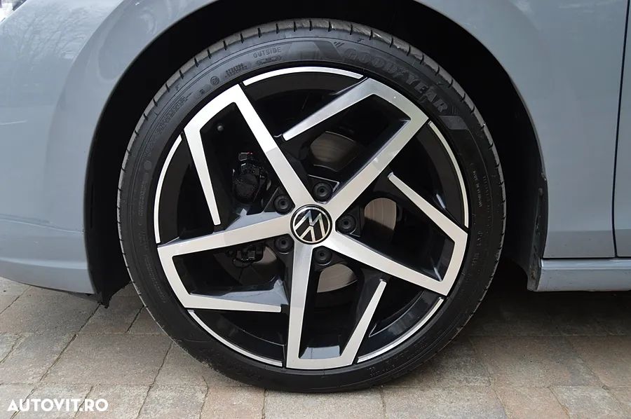 Volkswagen Golf 2.0 TDI (BlueMotion Technology) DSG Highline - 38