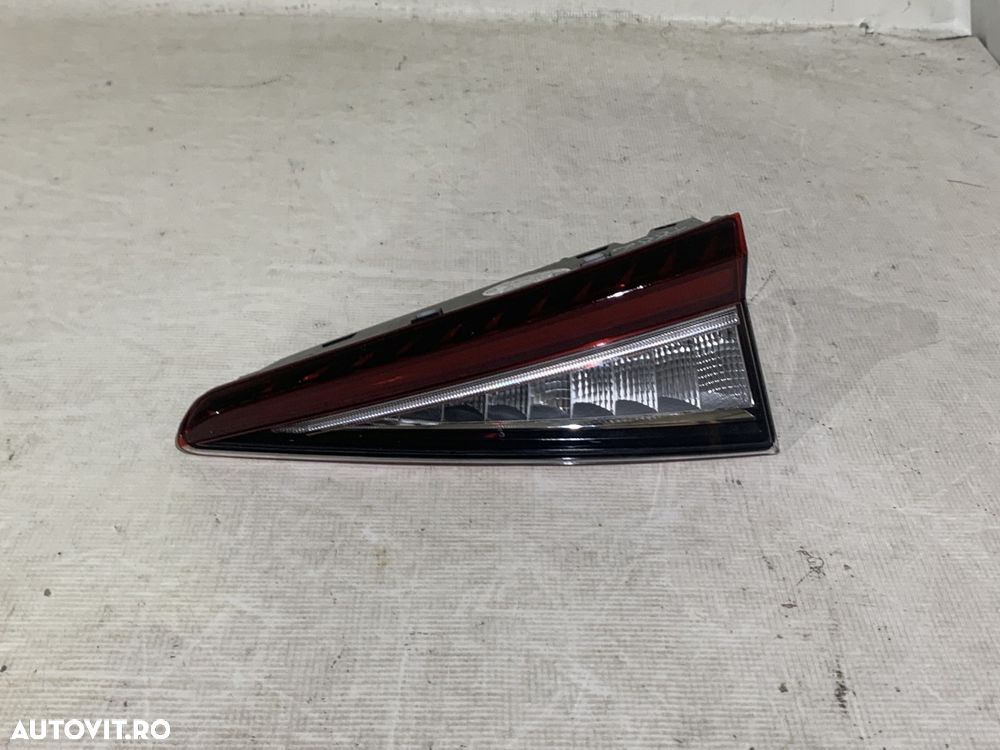 Lampa stop dreapta pe hayon, Skoda Enyaq, 2021, 2022, 2023, 2024, cod origine OE 5LG945308C. - 1