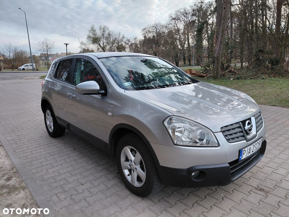 Nissan Qashqai 2.0 dCi DPF acenta - 8