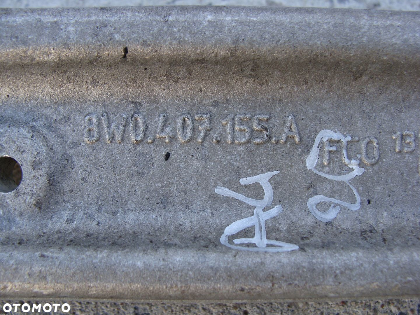 WAHACZ LEWY PRZÓD AUDI A4 A5 8W0407155A - 3