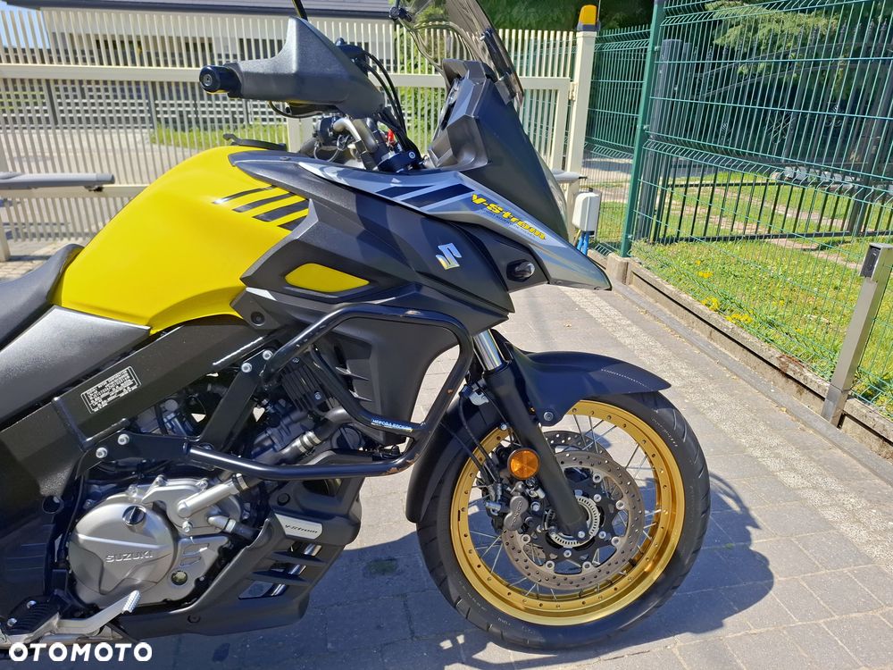 Suzuki V-STROM - 3