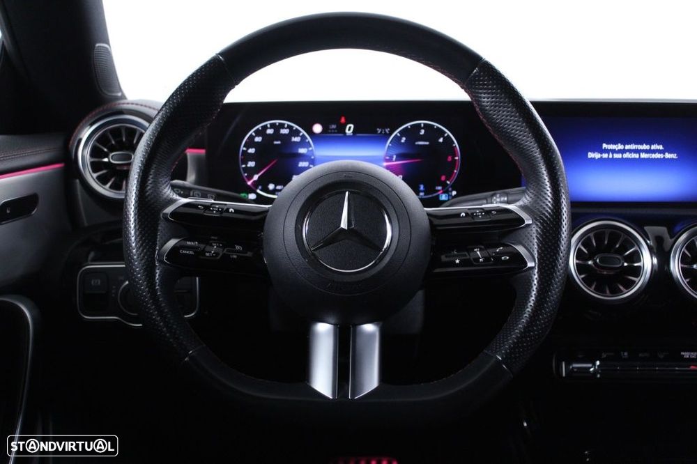 Mercedes-Benz CLA 180 d Shooting Brake AMG Line Aut. - 19