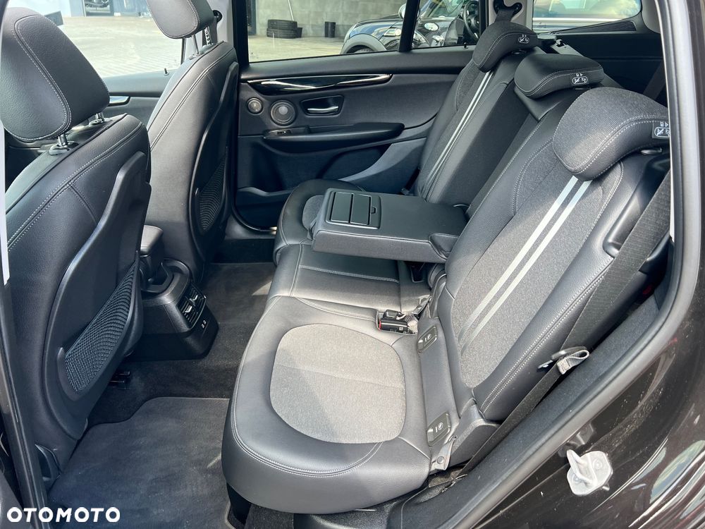 BMW Seria 2 216i GPF Sport Line - 18