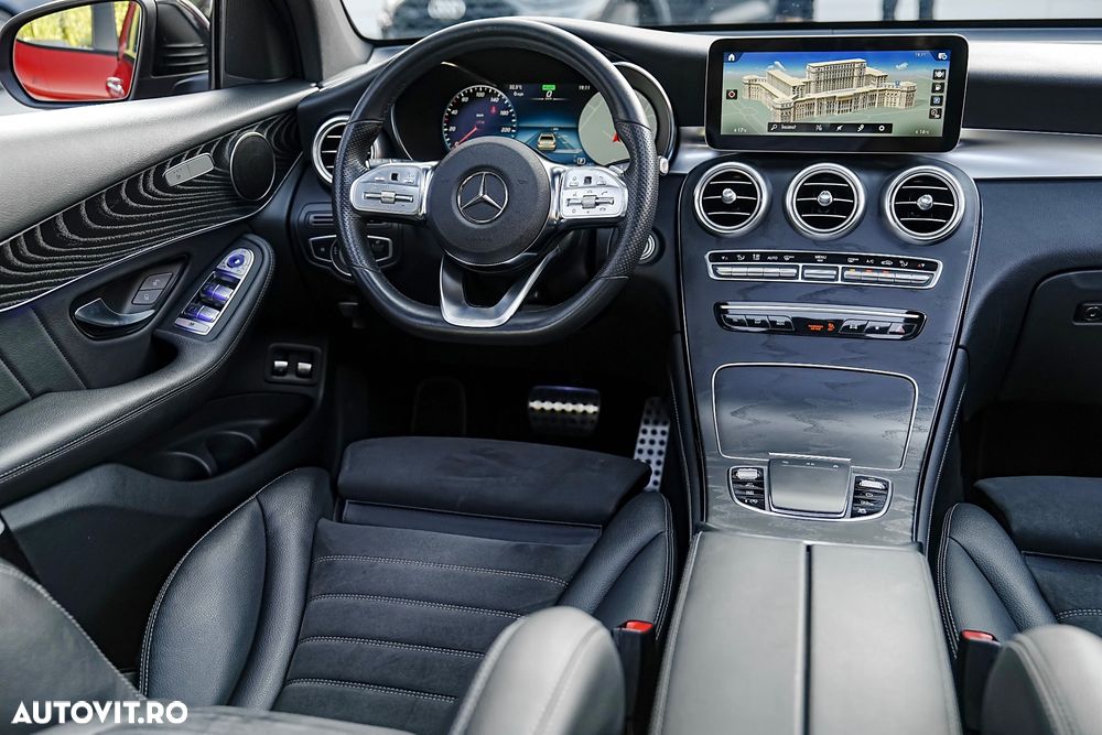 Mercedes-Benz GLC 300 4MATIC 9G-TRONIC AMG Line - 5