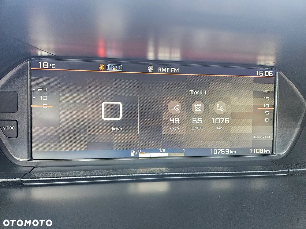 Citroën SpaceTourer 1.5 BlueHDi M Feel - 21