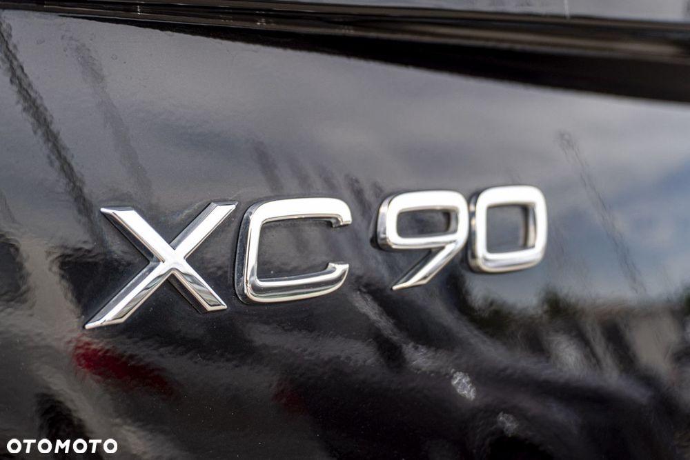 Volvo XC 90 - 22