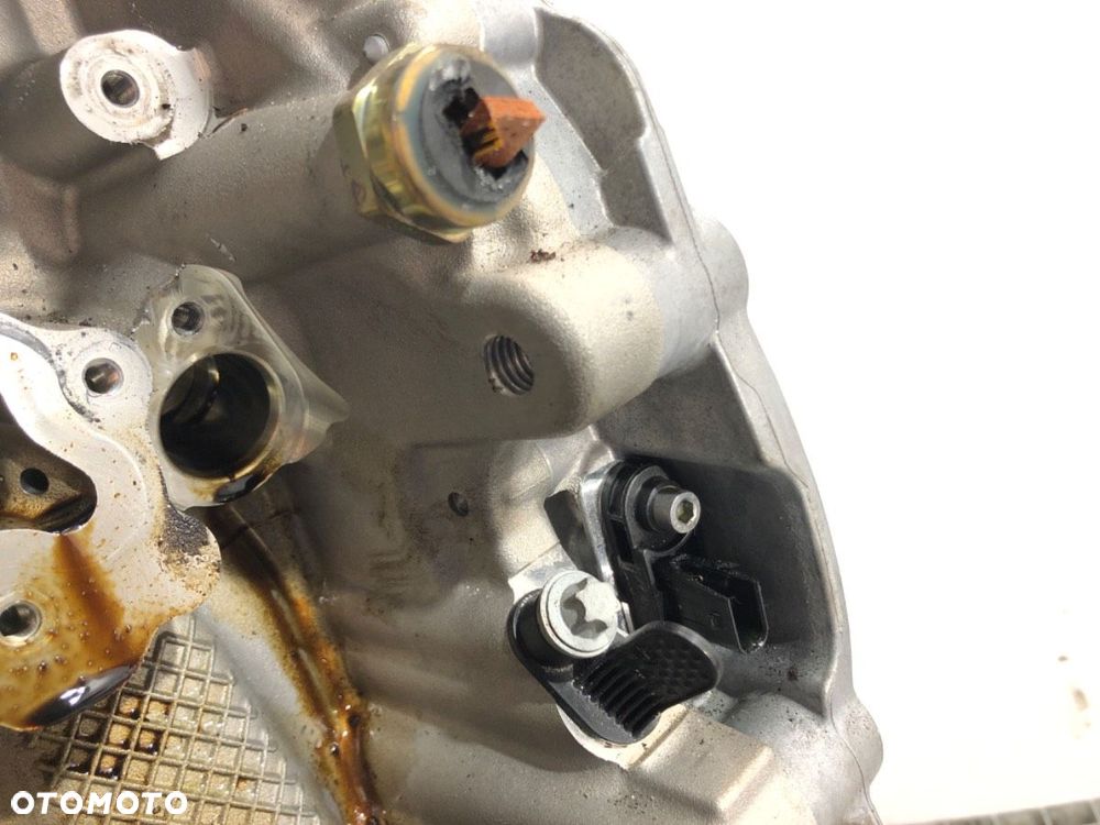 SILNIK  BMW X1 (U11) 2022-2025 s-drive 2.0i 115kW [156KM] BENZYNA B38A15P - 11