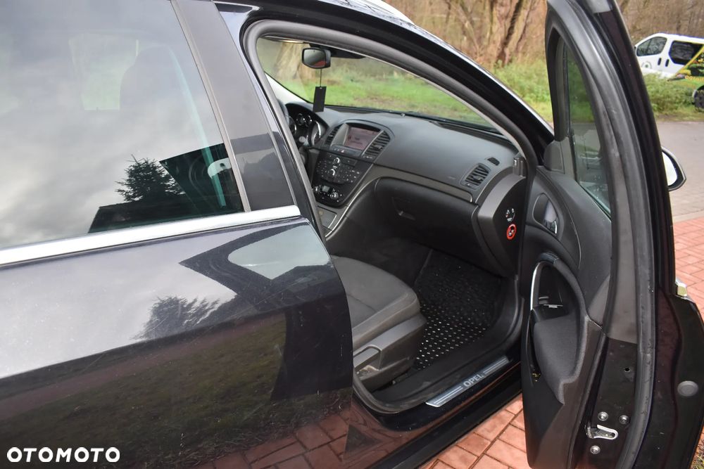 Opel Insignia 1.8 Sport - 8