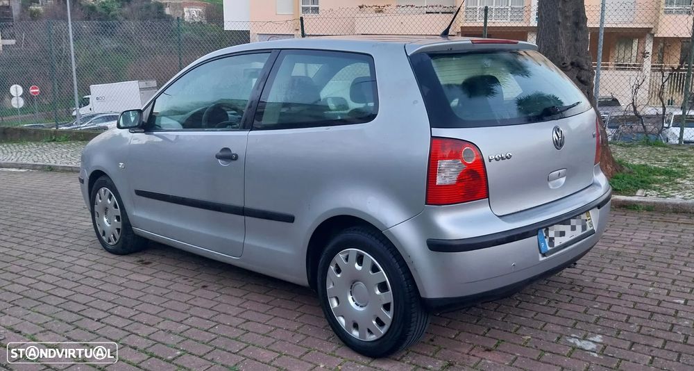 VW Polo 1.2 Confortline - 2