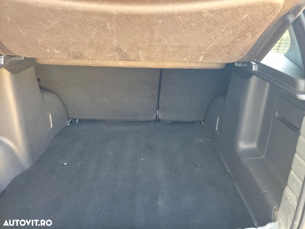 Dacia Duster 1.5 dCi 4x2 Ambiance - 17