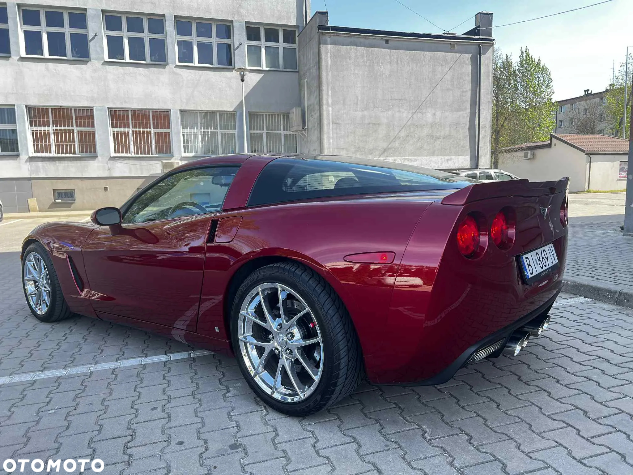 Chevrolet Corvette - 11