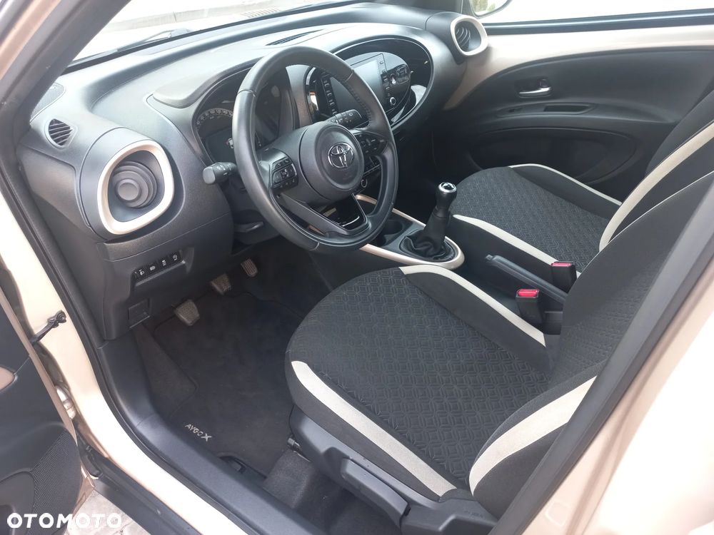 Toyota Aygo X Air Style - 21