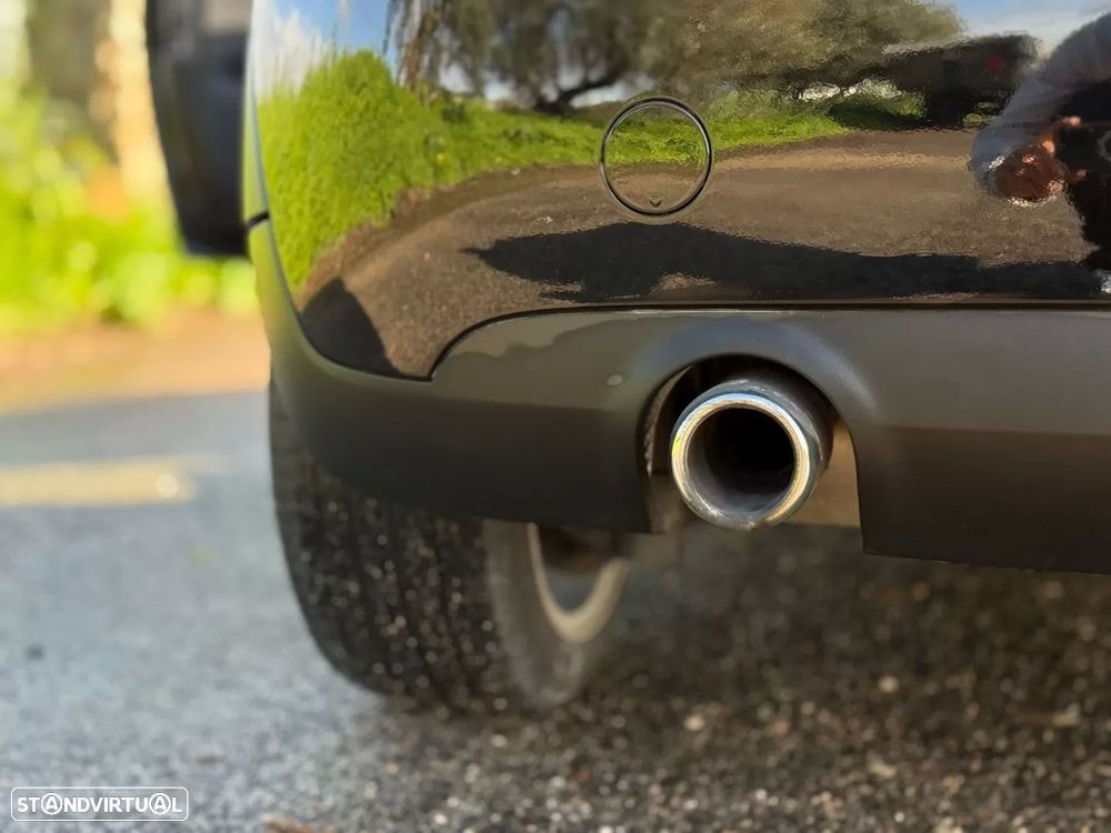 MINI 3 Portas One D - 14