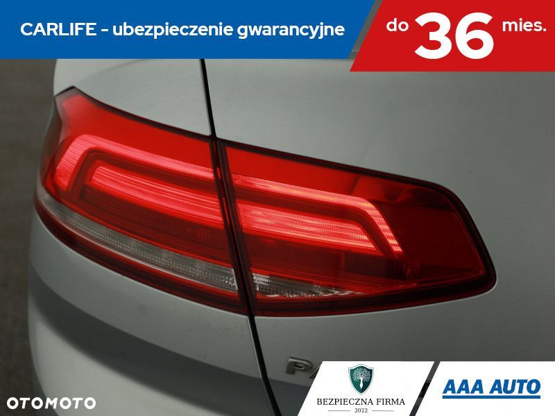 Volkswagen Passat - 19
