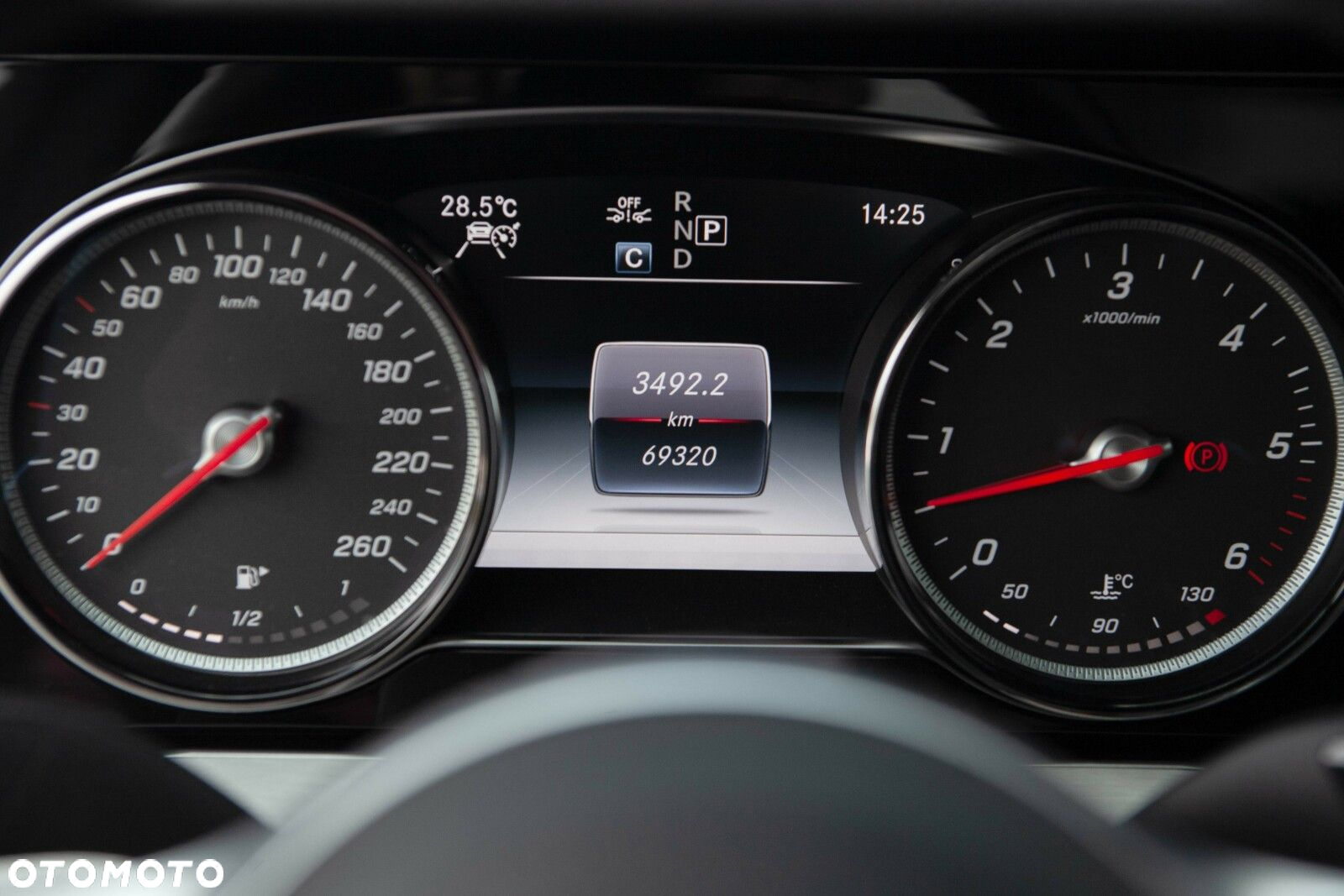 Mercedes-Benz CLS - 39