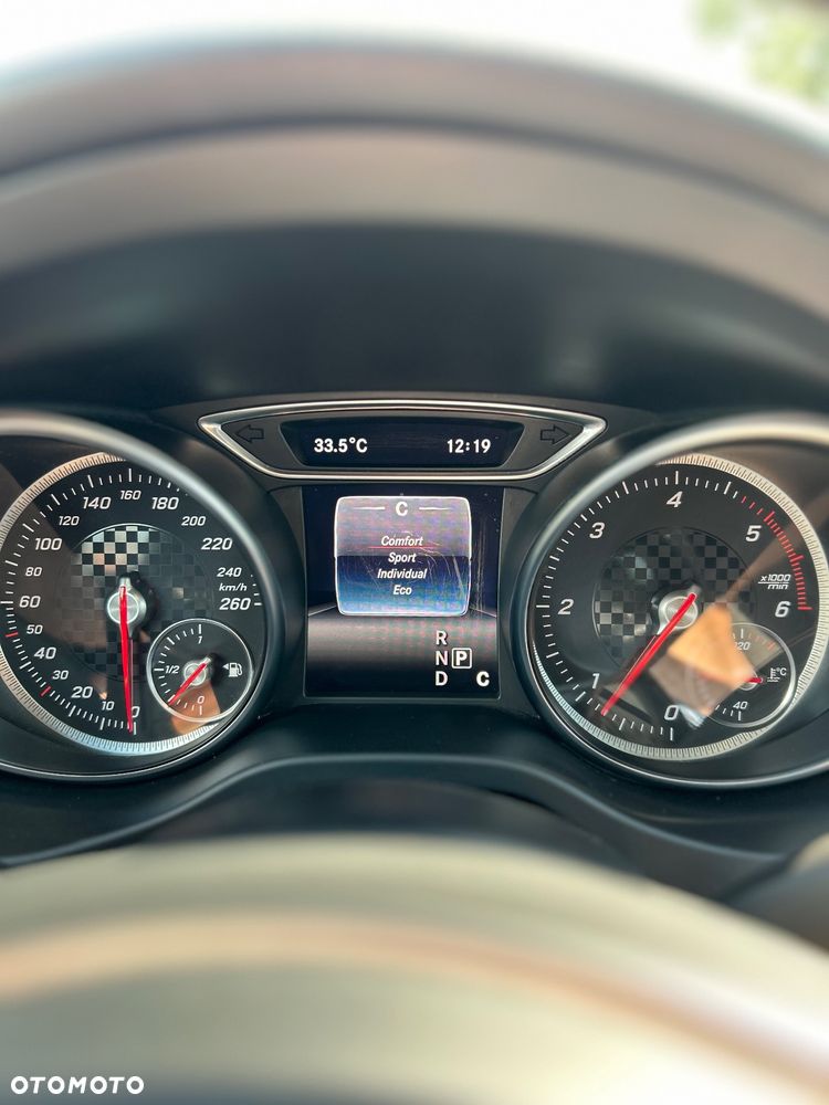 Mercedes-Benz Klasa A 220 d 4Matic 7G-DCT - 23