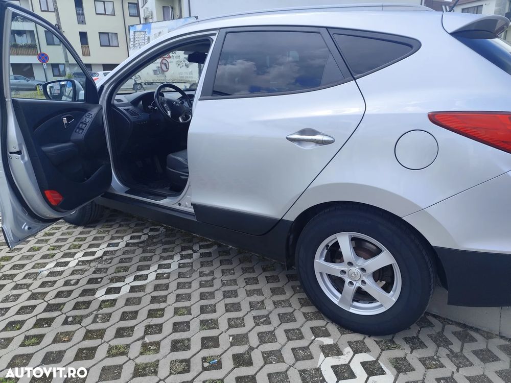 Hyundai ix35 2.0 CRDI 4WD Style - 10
