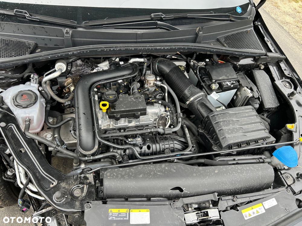 Skoda Fabia 1.0 TSI Monte Carlo - 12