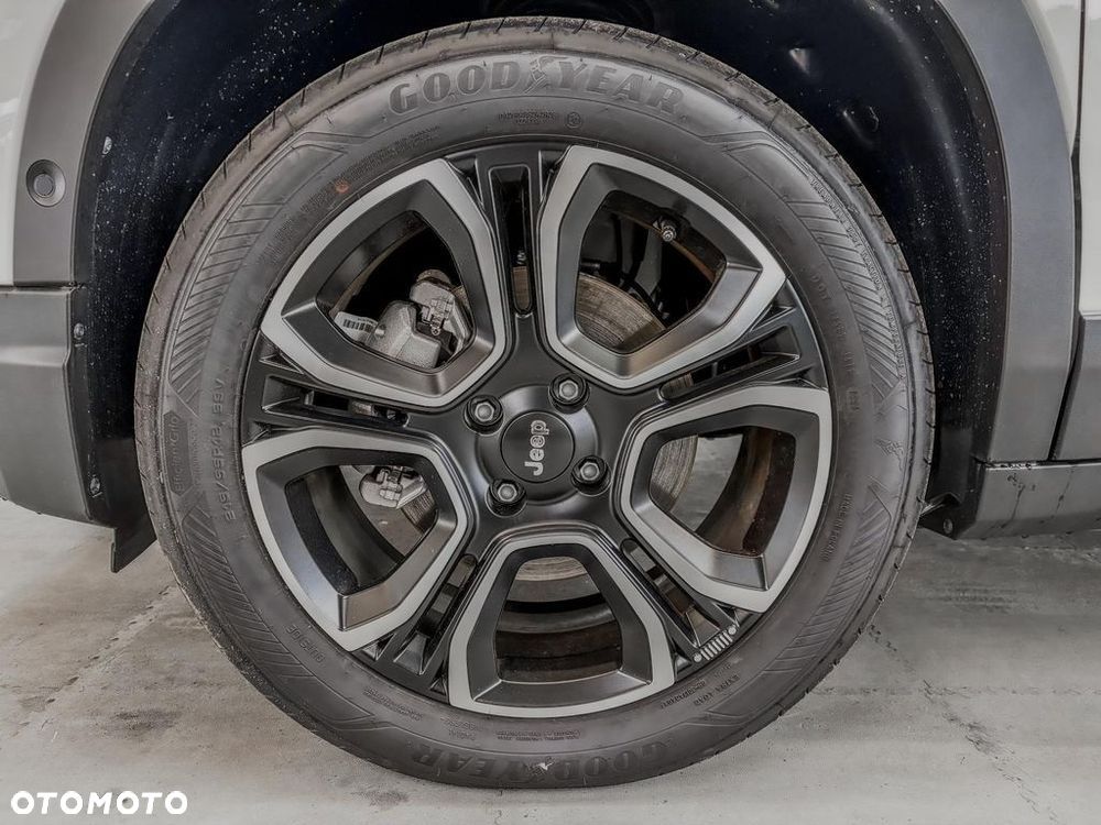Jeep Avenger 1.2 T3 mHEV Summit FWD eDCT6 - 17