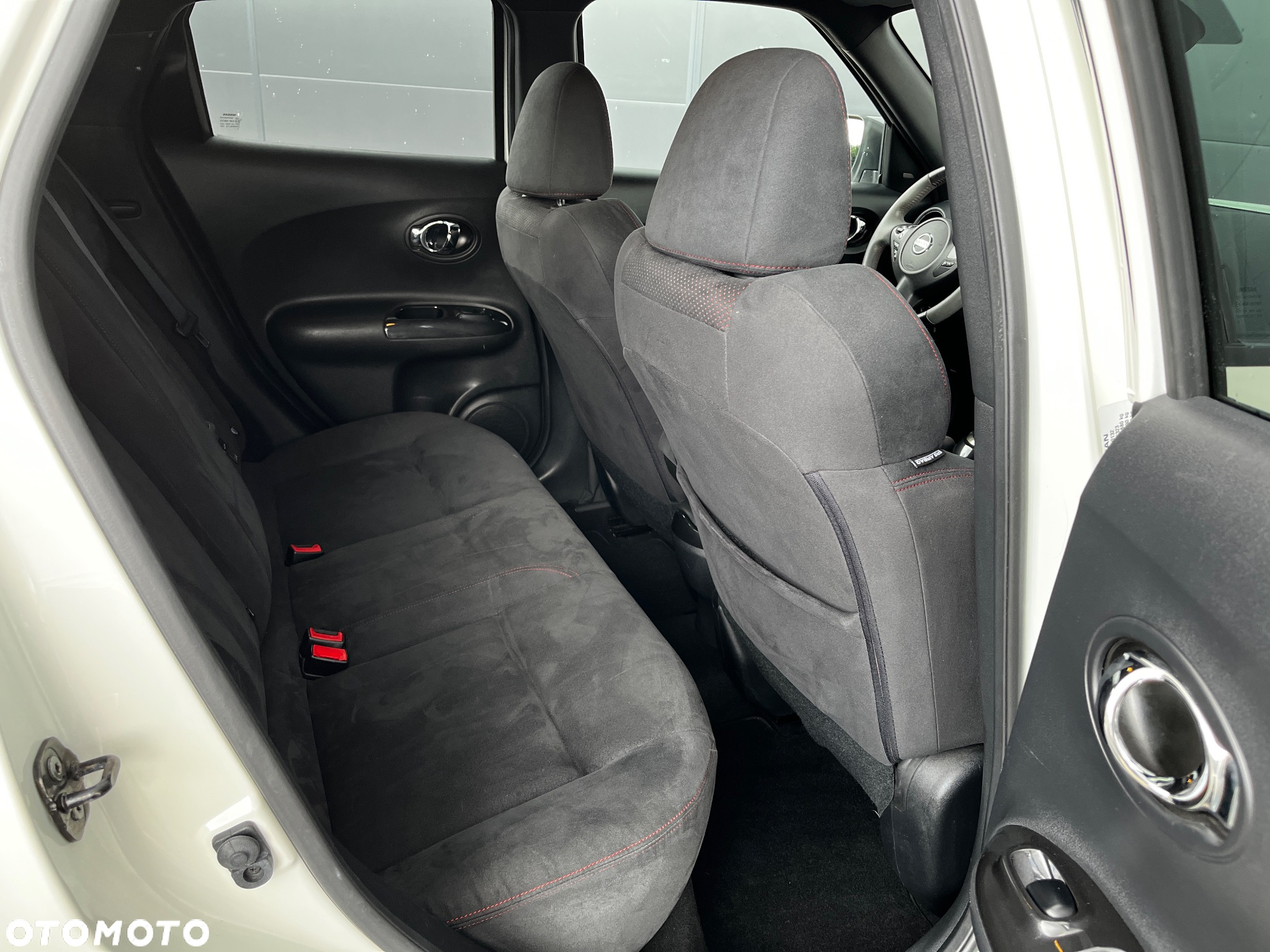 Nissan Juke 1.6 DIG-T Nismo RS 4WD Xtronic EU6 - 33