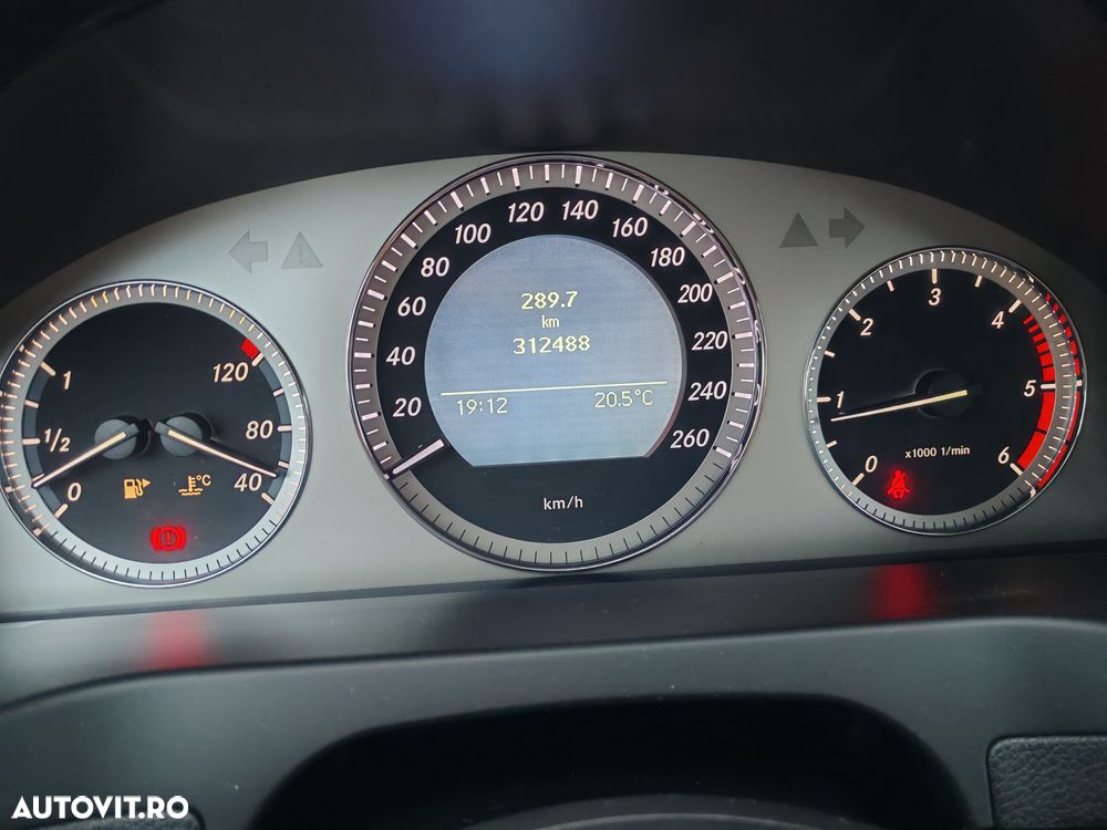 Mercedes-Benz C 220 T CDI DPF Avantgarde - 15