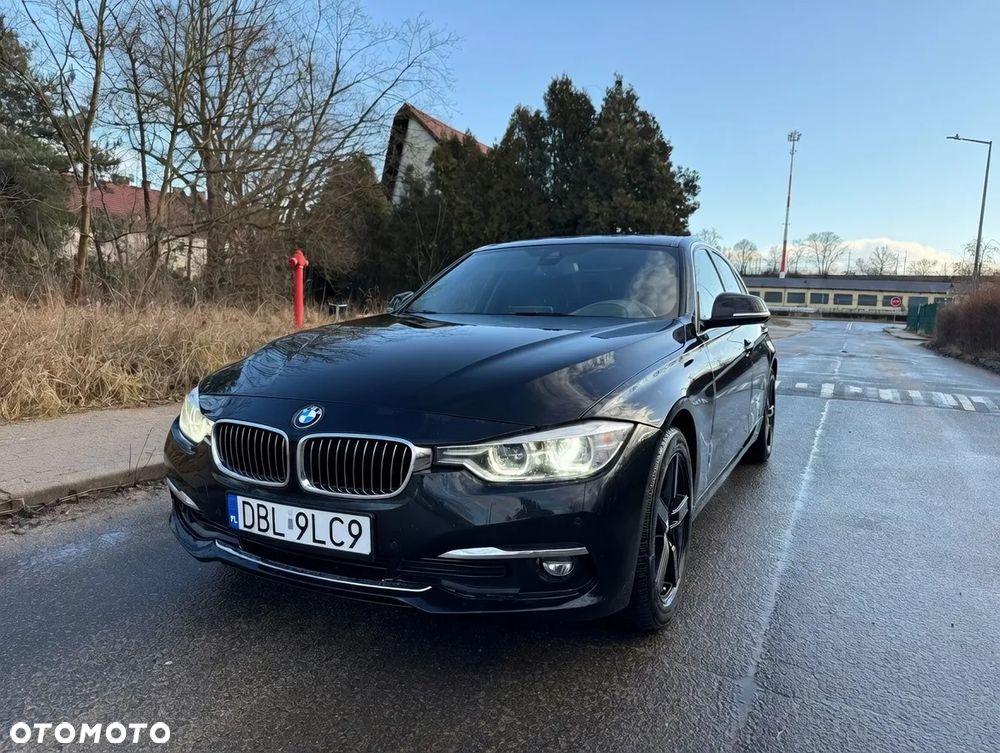 BMW Seria 3 320d Edition Luxury Line Purity - 1