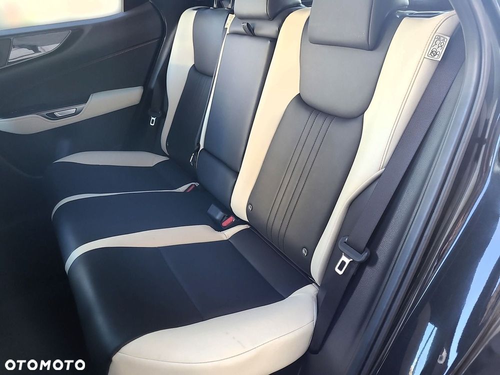 Lexus NX 350h Prestige AWD - 27