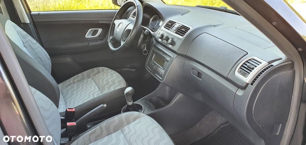 Skoda Fabia 1.6 16V Comfort - 12