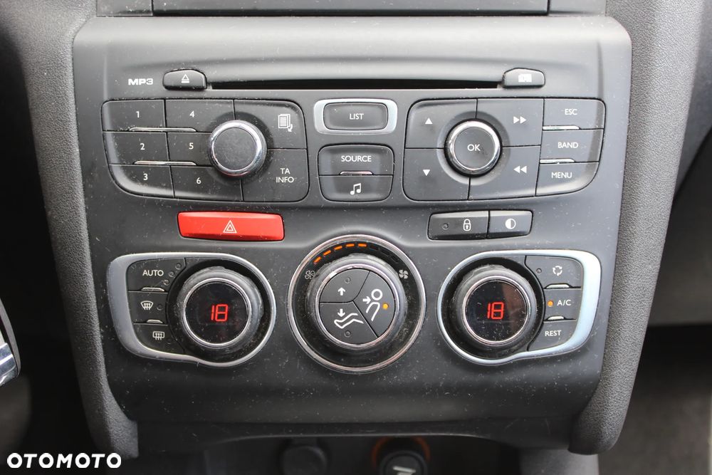 Citroën C4 1.6 VTi Attraction - 31