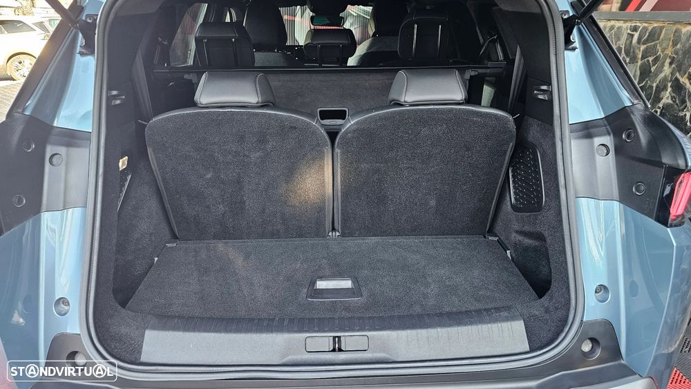 Peugeot 5008 1.2 Hybrid Allure e-DCS6 - 23