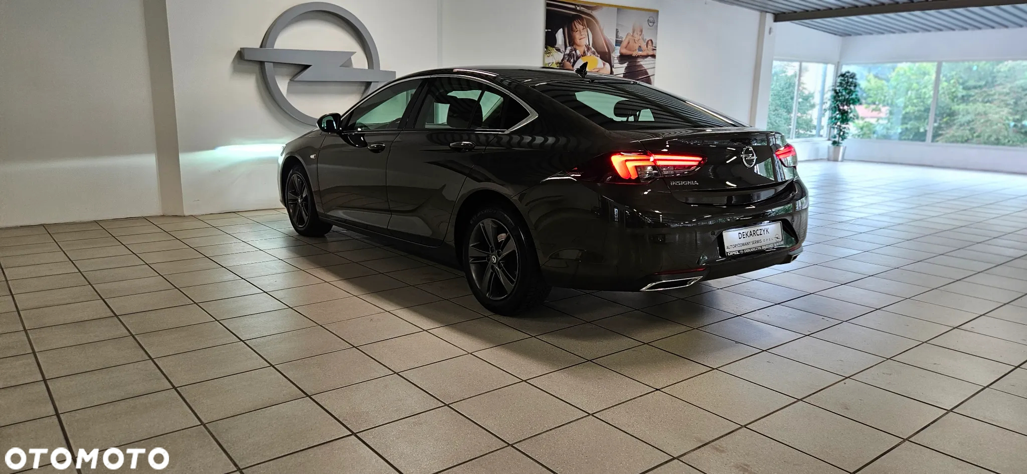 Opel Insignia 2.0 CDTI Elegance S&S - 6