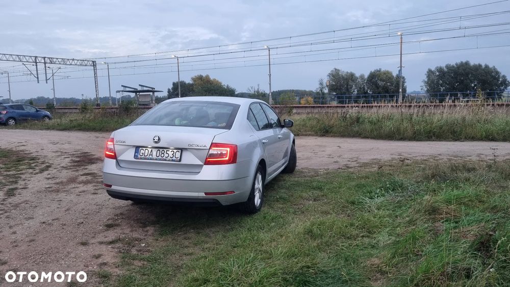 Skoda Octavia - 8