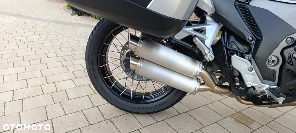 Honda VFR - 24